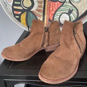 Gianni Bini Suede Zippered Booties
